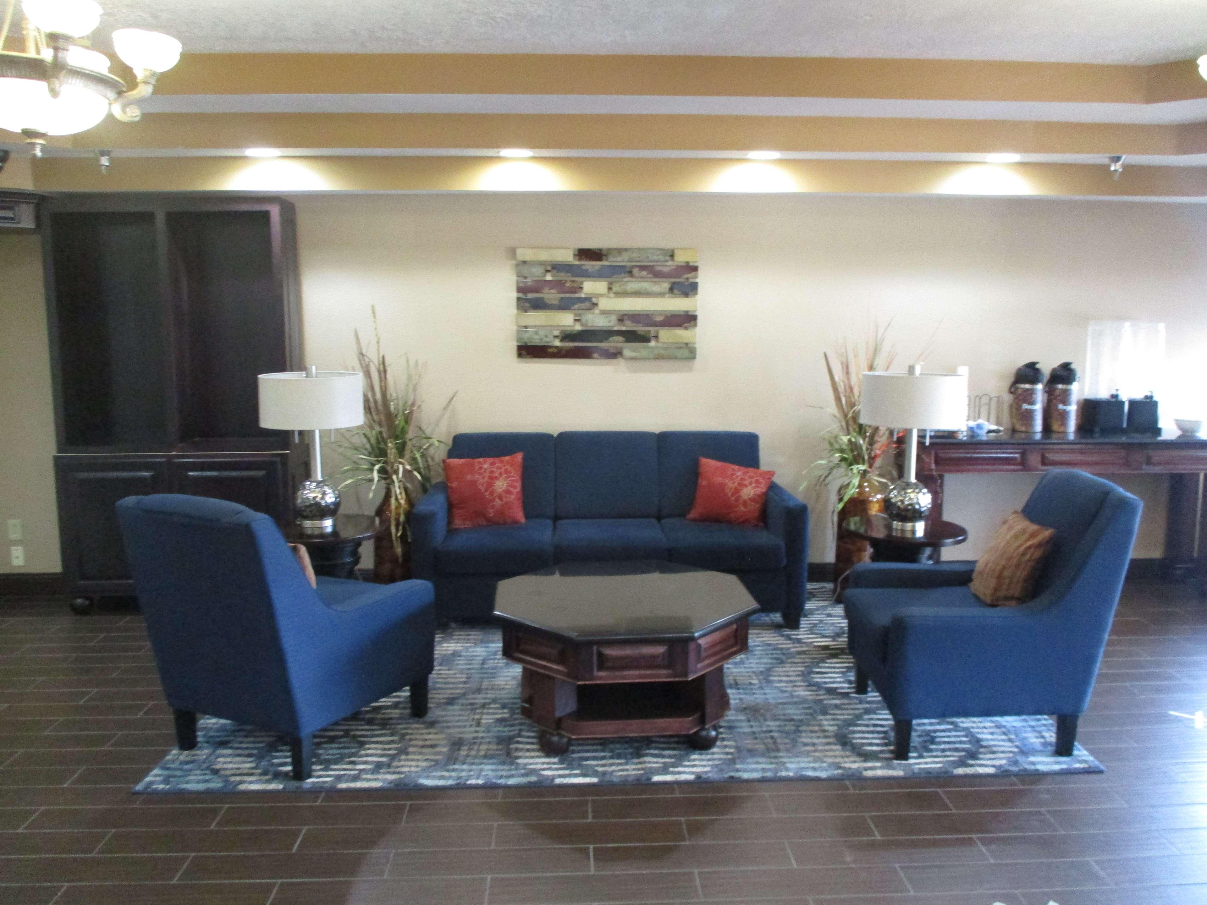Best Western Emporia Inn Экстерьер фото
